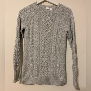 Gap grey cable knit sweater
